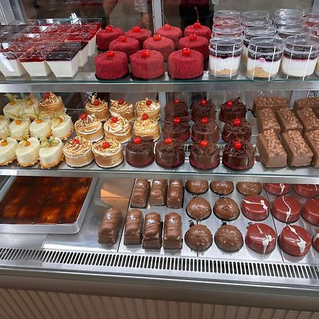 ホテル Al Bon Park ベラト エクステリア 写真